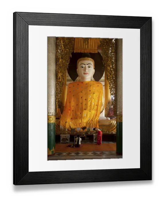 Framed Print : The golden stupa of the Shwedagon Pagoda rises almost 100 m (330ft)