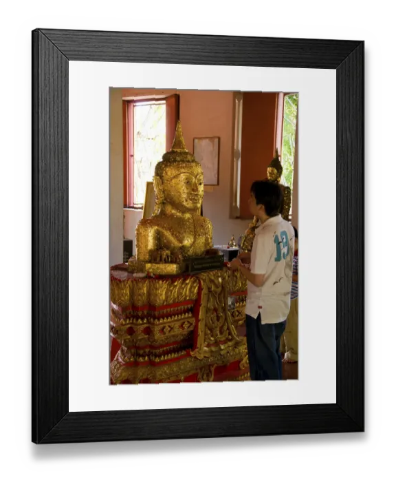 Framed Print : The Buddhist temple of Wat Phra Thong