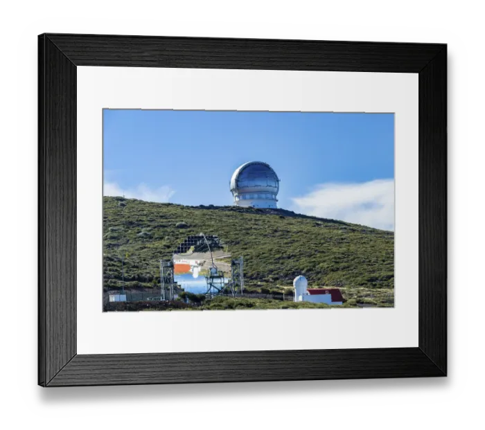 Framed Print : La Palma, observatory with radio telescope on the Roque de los Muchachos