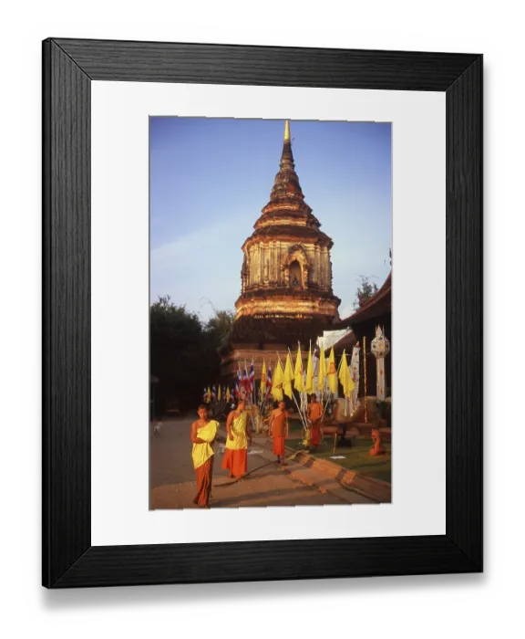 Framed Print : Wat Lok Moli or topknot of the world is thought to have been founded by King Ku Na