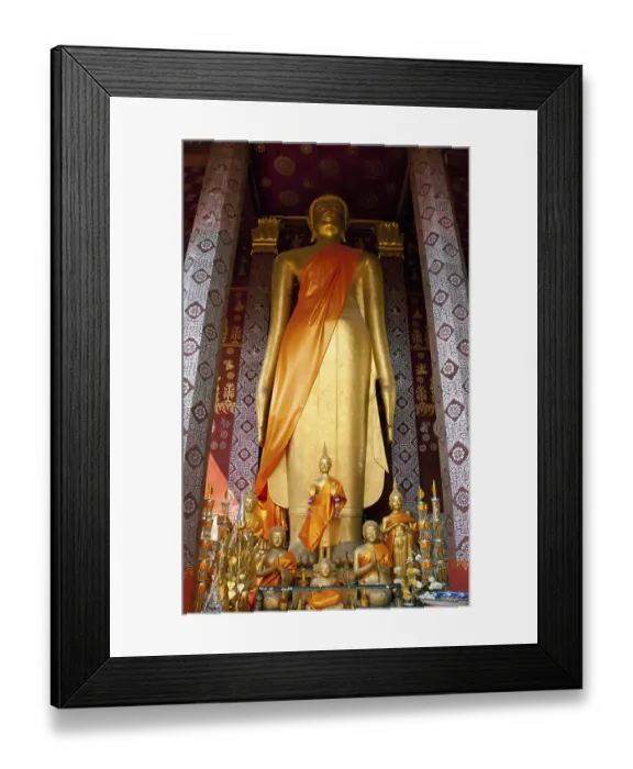 Framed Print : Wat Sene (One Hundred Thousand Temple) Framed Print : Wat Sene (One Hundred Thousand Temple)