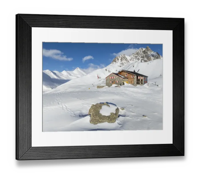 Framed Print : SAC Alpine Club hut in winter, Chamanna d'Es-cha