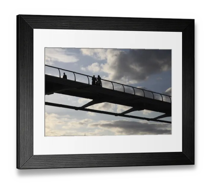 Framed Print : Millennium Bridge - London