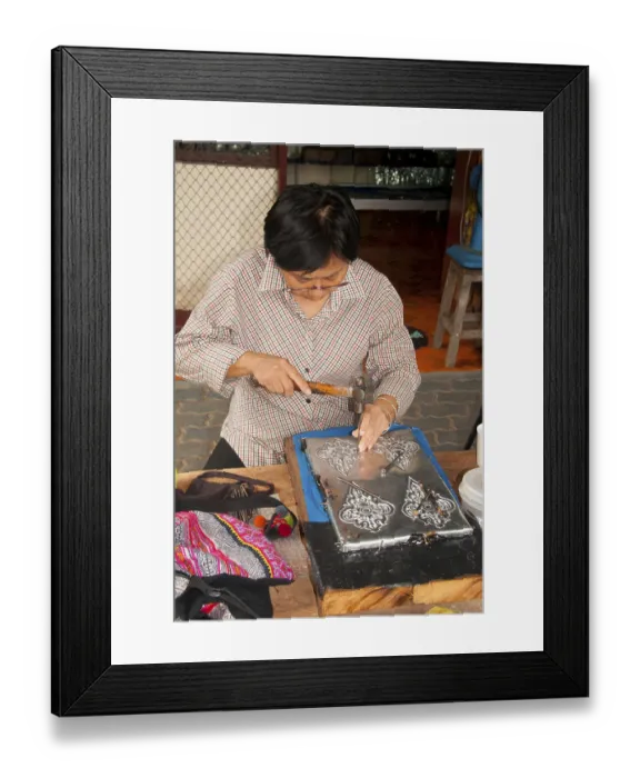 Framed Print : The old silversmiths quarter centred on Baan Wua Lai (Spotted Cow Village)