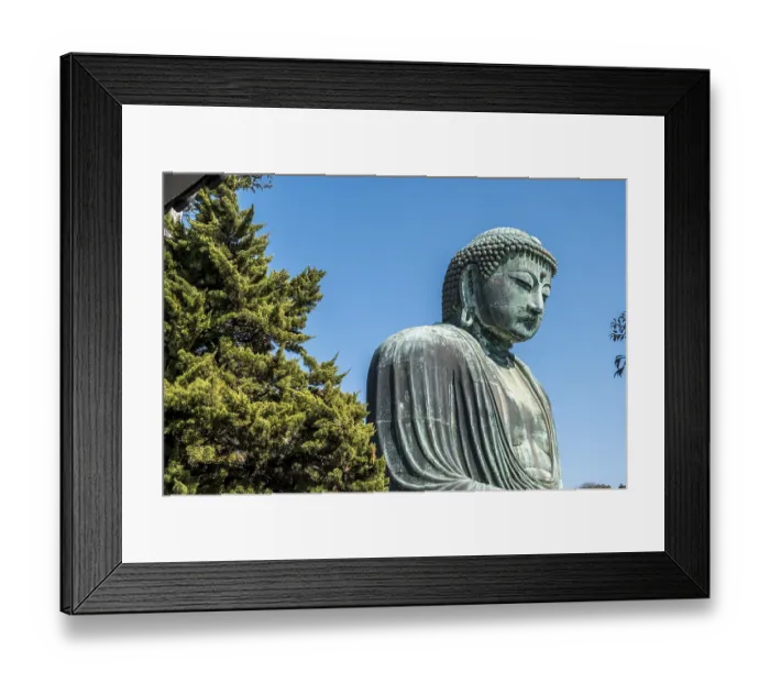 Framed Print : The Great Buddha of Kamakura under a blue sky Framed Print : The Great Buddha of Kamakura under a blue sky