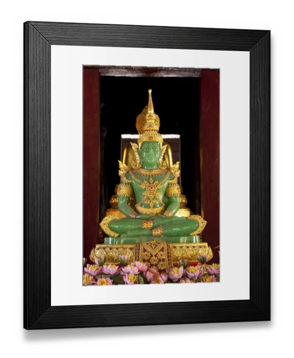 Framed Print : Wat Phra Singh or to give it its full name Framed Print : Wat Phra Singh or to give it its full name