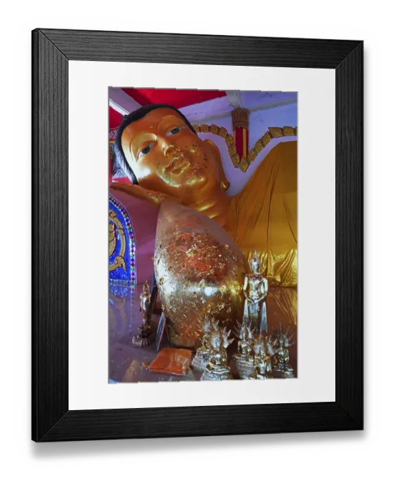 Framed Print : Lying Buddha, covered with gold leaf