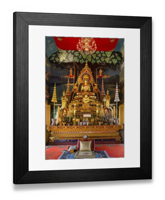 Framed Print : Buddha statue in Wat Phra Chao Tai Yai Ong Tue temple