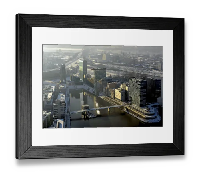 Framed Print : It is a prime example of professional urban development: Dusseldorf's media harbour