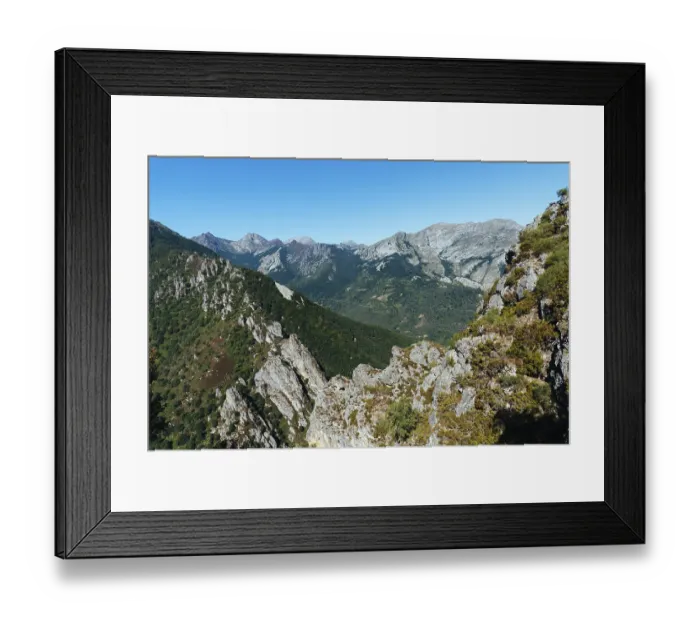 Framed Print : Panoramic view of the Picos de Europa mountains from viewpoint in Leon