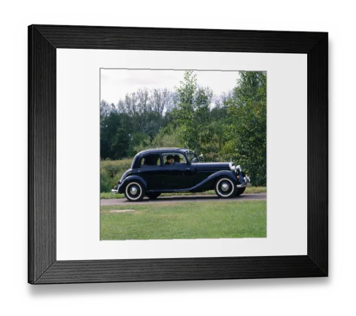 Framed Print : Mercedes Benz classic car Framed Print : Mercedes Benz classic car
