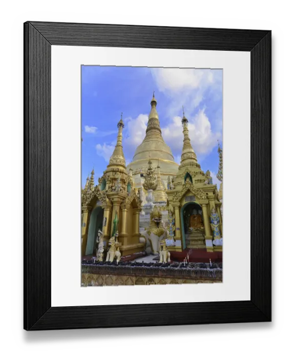 Framed Print : Shwedagon Pagoda, Yangon, Myanmar