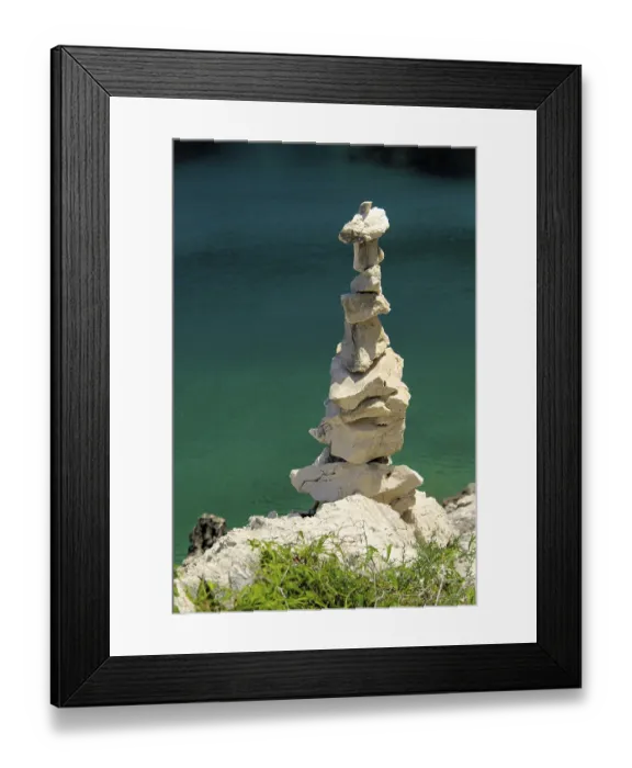 Framed Print : Kieselturm, Turm aus Kieselsteinen