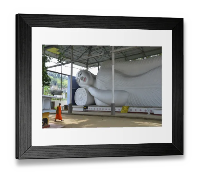 Framed Print : Reclining Buddha, Temple, Gampola, Sri Lanka