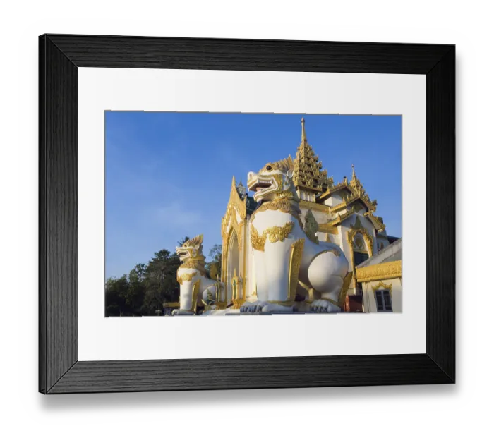 Framed Print : Temple guardian at the Shwedagon pagoda