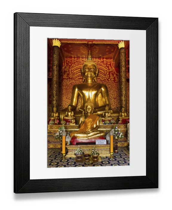 Framed Print : Golden Buddha statues in the Viharn of Wat Doi Ngam Muang