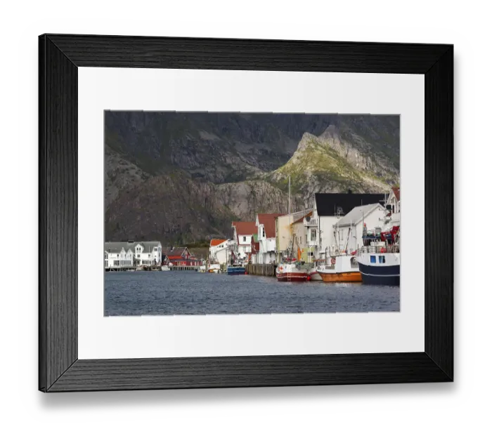 Framed Print : Henningsvaer, Vagan, Austvagoy Framed Print : Henningsvaer, Vagan, Austvagoy