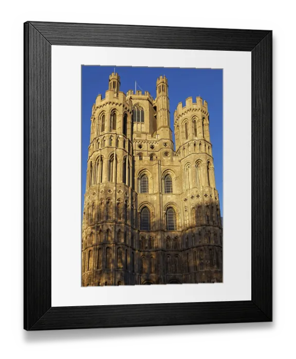 Framed Print : ELY, CAMBRIDGESHIRE / UK - NOVEMBER 23 : Exterior view of Ely Cathedral in Ely on November 23