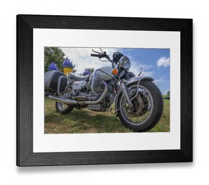 Framed Print : Classic car meeting, Moto Guzzi 1000 California II