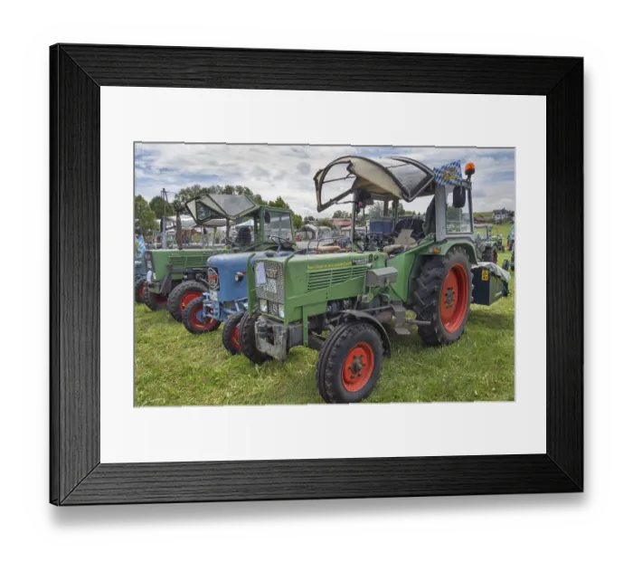Framed Print : Vintage car meeting, tractor Fendt