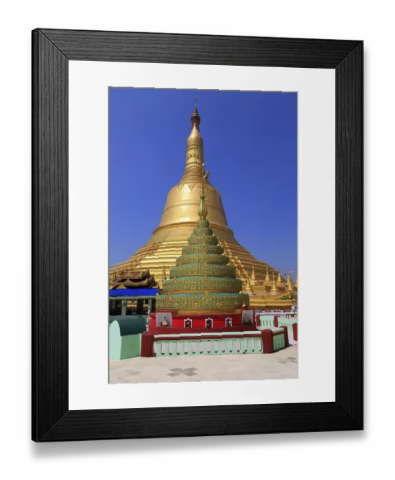 Framed Print : Shwemawdaw Pagode in Bago in Myanmar