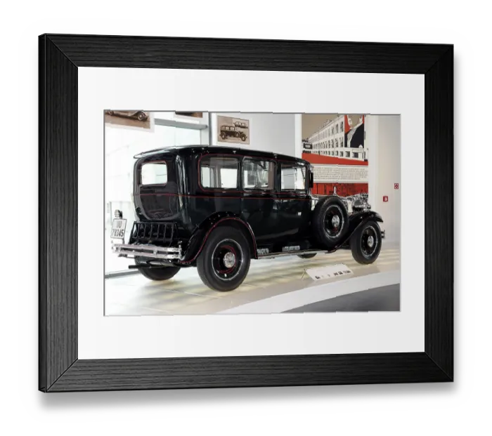 Framed Print : Museum mobile, Audi Museum, A black classic vintage car on display in a car museum