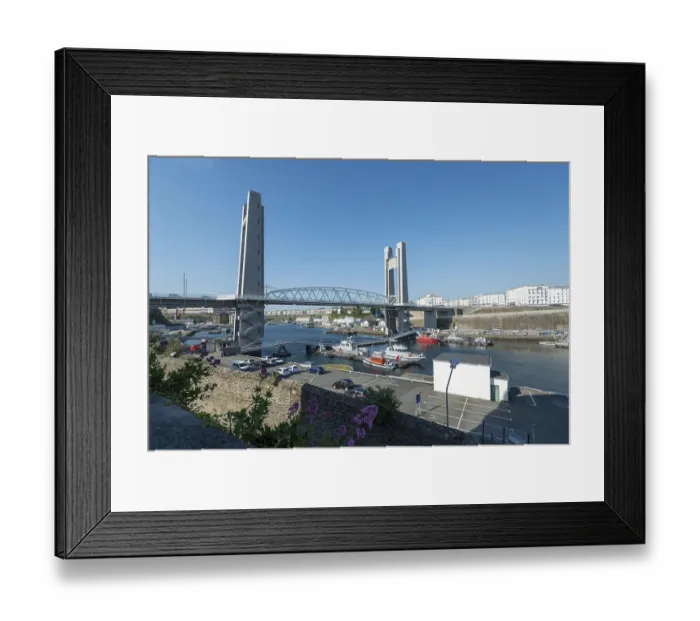 Framed Print : Pont de Recouvrance, drawbridge