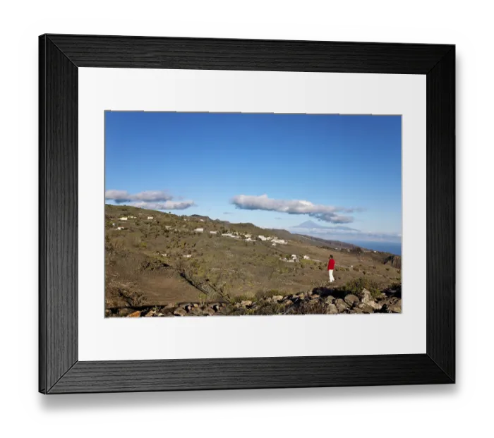 Framed Print : Hikers near Alajero, view of the Teide Volcano