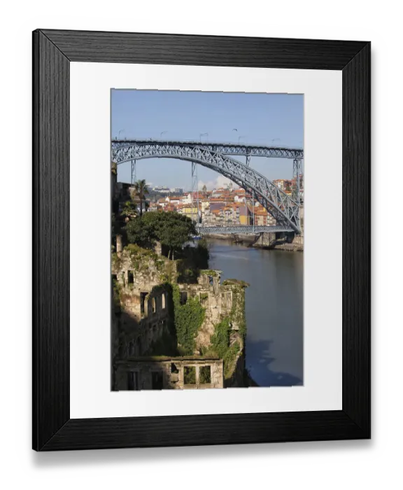 Framed Print : Portugal, Porto, Vila Nova de Gaia