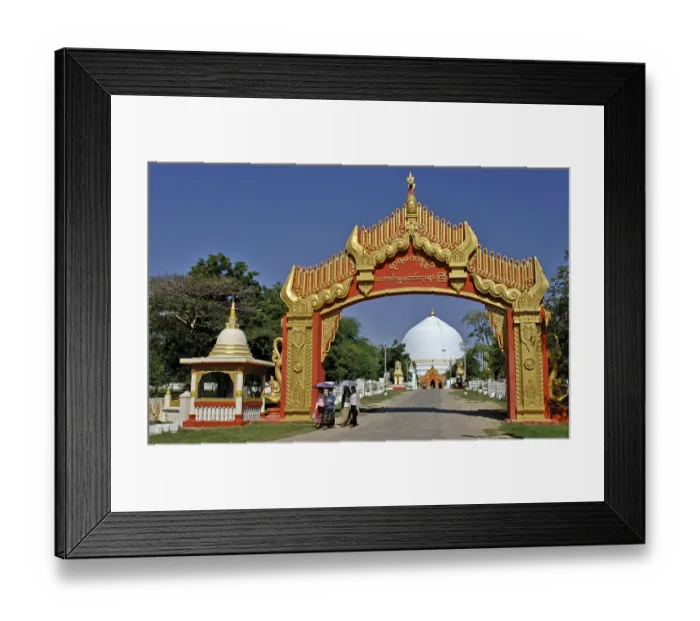 Framed Print : Kaung-hmu-daw pagoda, Sagaing, Mandalay
