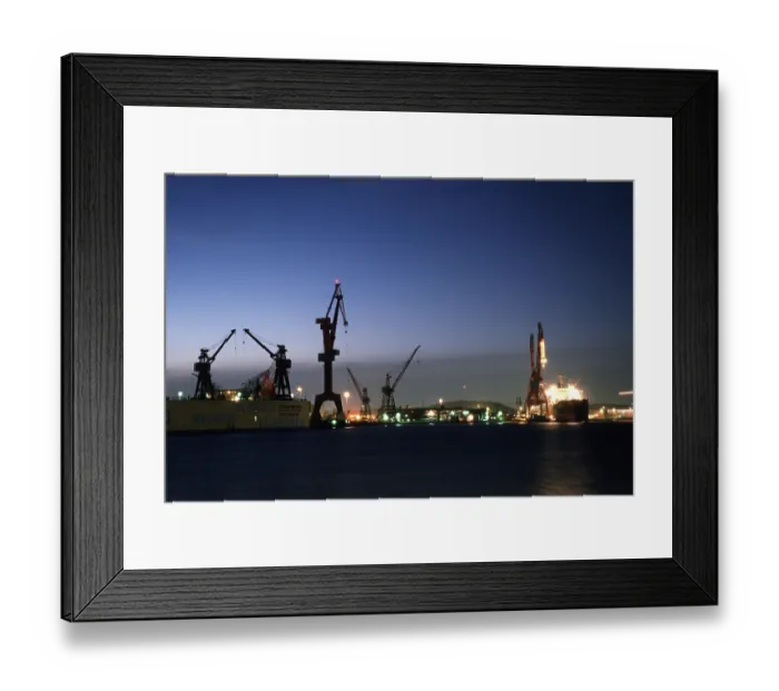 Framed Print : Gothenburg harbour in the evening, Sweden Framed Print : Gothenburg harbour in the evening, Sweden