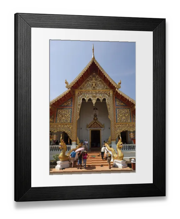 Framed Print : Viharn Luang, Naga figures at the entrance