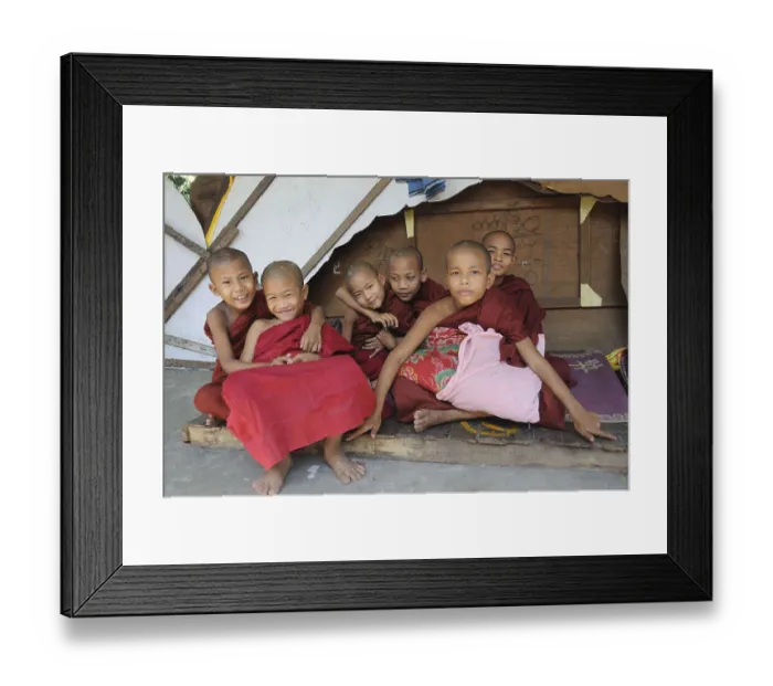 Framed Print : Buddhist child monks near the Shwedagon Pagoda