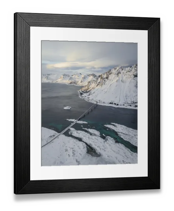 Framed Print : Gimsoystraumen Bridge in Winter