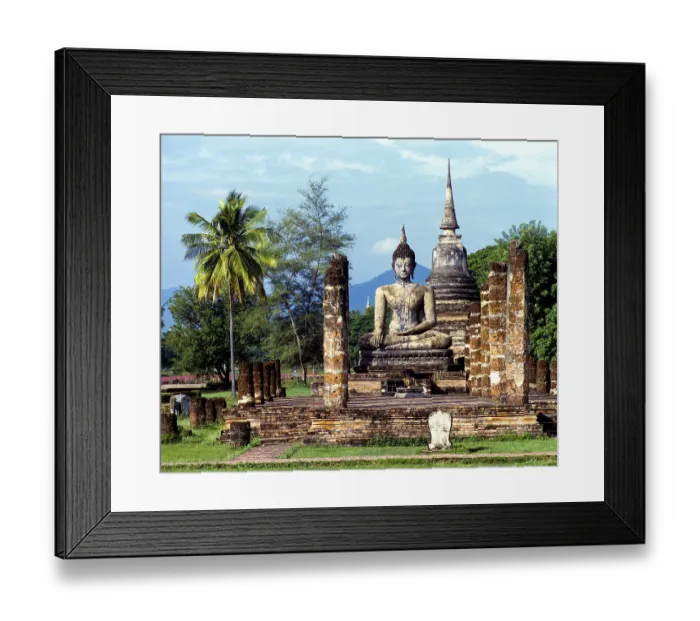 Framed Print : Seated Buddha at Wat Mahathat, temple ruins
