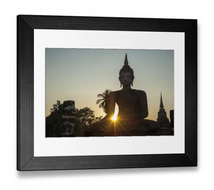 Framed Print : Seated Buddha statue at Wat Mahathat temple Framed Print : Seated Buddha statue at Wat Mahathat temple