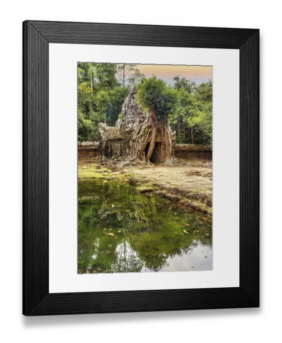Framed Print : Panorama of Ta Som temple in complex Angkor Wat in Siem Reap Framed Print : Panorama of Ta Som temple in complex Angkor Wat in Siem Reap