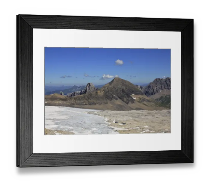 Framed Print : Mountain in the Swiss Alps. View from Glacier des Diablerets Framed Print : Mountain in the Swiss Alps. View from Glacier des Diablerets