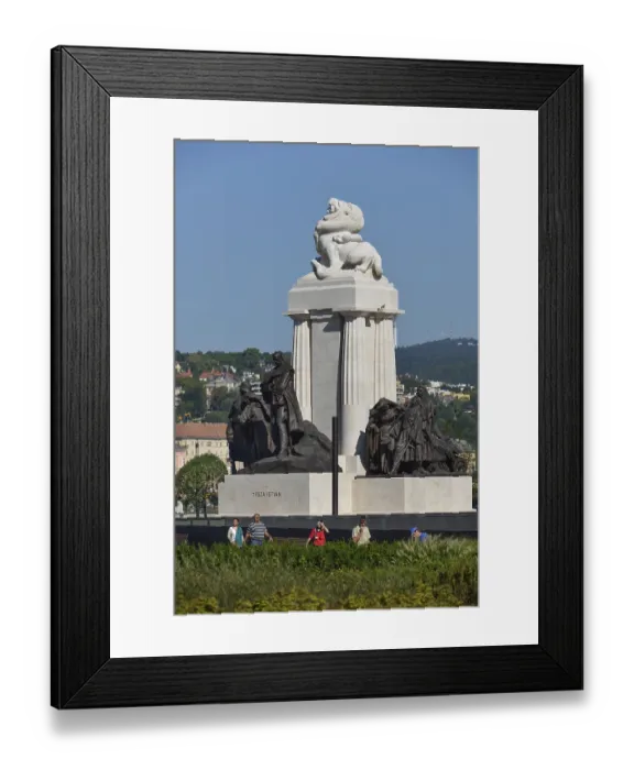 Framed Print : Istvan Tisza Monument, Kossuth ter Framed Print : Istvan Tisza Monument, Kossuth ter