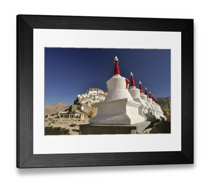 Framed Print : Scenic view of the sunlit Thiksey monastery complex in Ladakh