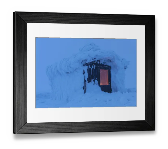 Framed Print : Snow-covered hut, Dundret Nature Reserve