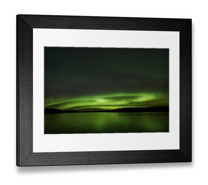 Framed Print : Northern Lights (Aurora borealis) reflected in Torneaelven Framed Print : Northern Lights (Aurora borealis) reflected in Torneaelven