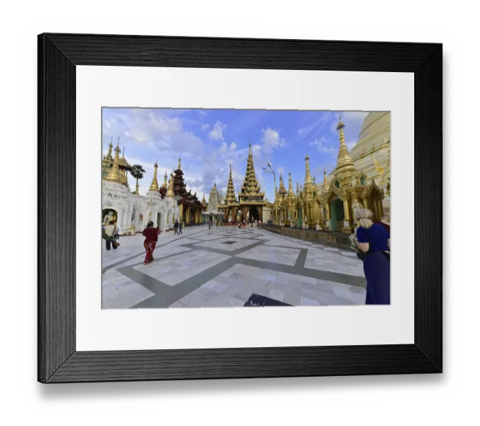 Framed Print : Shwedagon Pagoda, Yangon, Myanmar