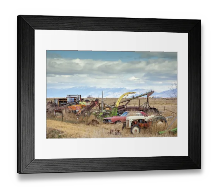 Framed Print : Vintage car at the salt lake near Salt Lake City Utah Framed Print : Vintage car at the salt lake near Salt Lake City Utah