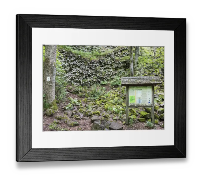 Framed Print : Basalt prism wall, polygonal columns of solidified lava