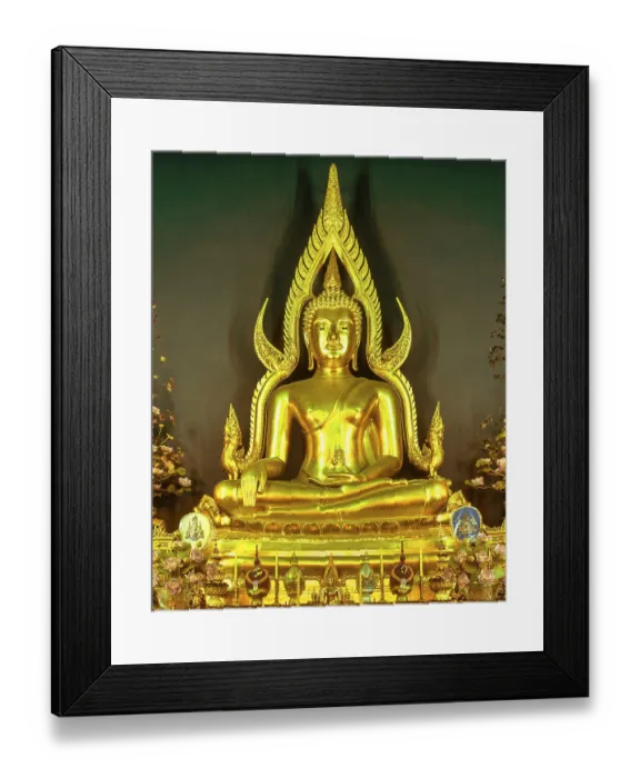 Framed Print : Phra Phutthachinnarat, Buddha statue in the marble temple of Wat Benchamabophit Framed Print : Phra Phutthachinnarat, Buddha statue in the marble temple of Wat Benchamabophit