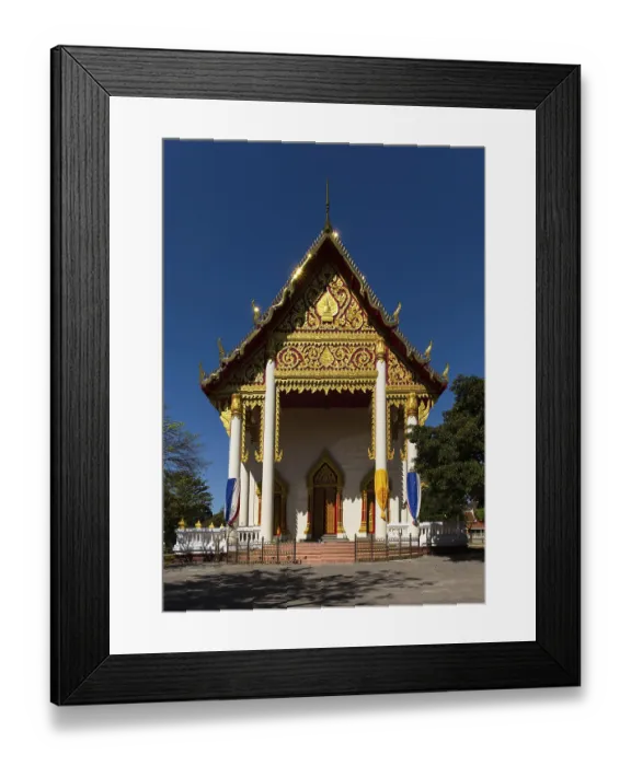 Framed Print : Ubosot of Wat Photisomphon, Bot or prayer room Framed Print : Ubosot of Wat Photisomphon, Bot or prayer room