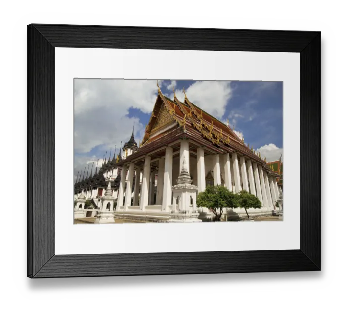 Framed Print : Wat Ratchanatdaram royal temple architecture in Bangkok