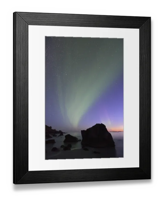 Framed Print : Northern Lights on Utakleiv Beach Framed Print : Northern Lights on Utakleiv Beach