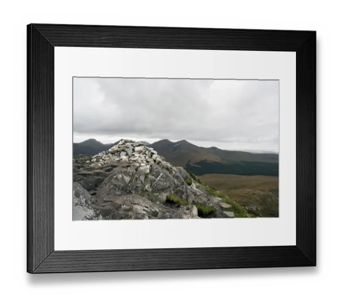 Framed Print : Berggipfel, Irland